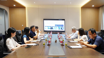 湖北省李四光研究會(huì)理事長(zhǎng)胡道銀一行參訪四方光電